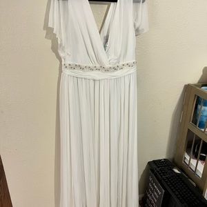 Wedding dress nwt size 16